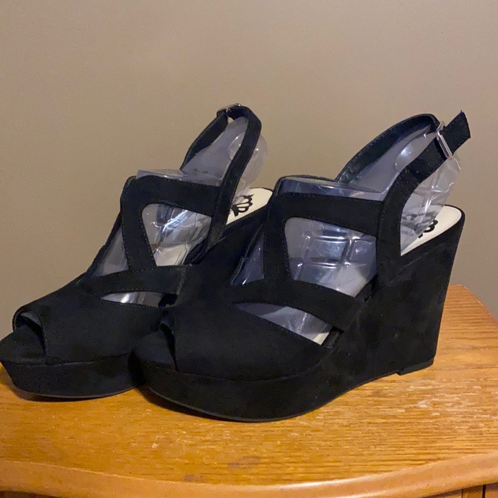 Black open toe heels